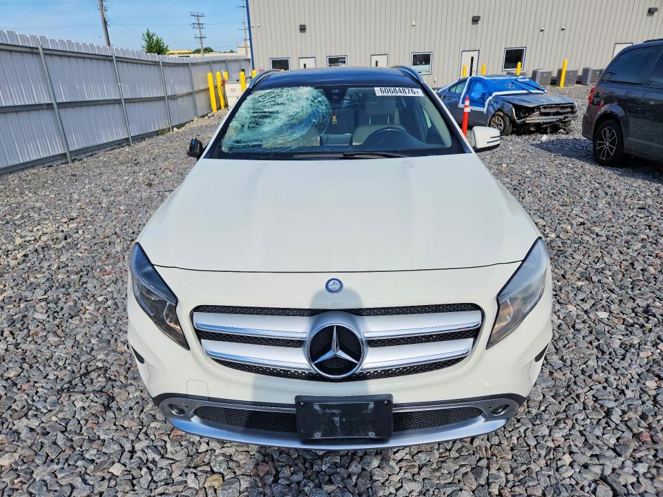 60684876 :رقم المزاد ، WDCTG4GB5HJ358296 vin ، 2017 Mercedes-benz Gla مزاد بيع