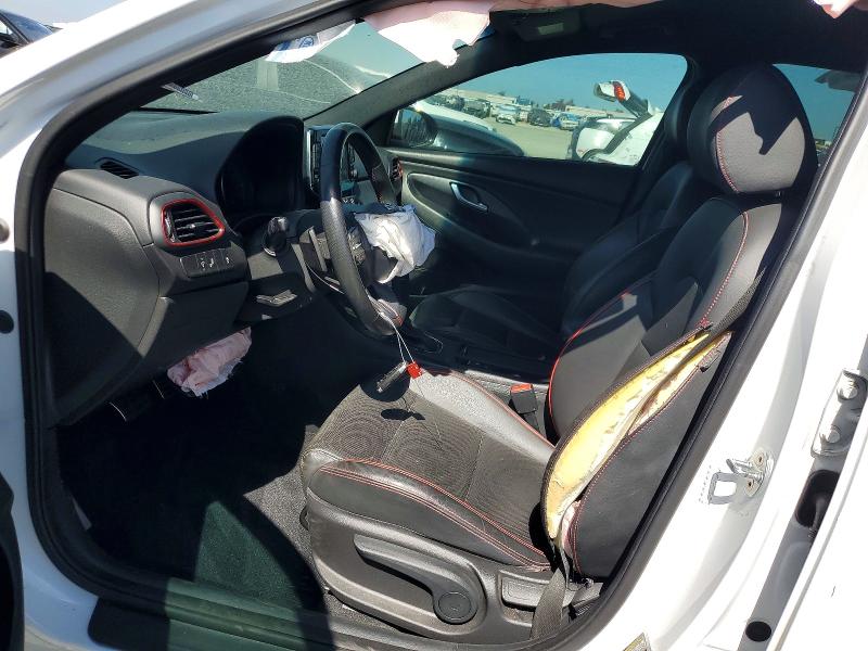 2018 Hyundai Elantra Gt მანქანა იყიდება აუქციონზე, vin: KMHH55LC7JU011249, აუქციონის ნომერი: 60988876