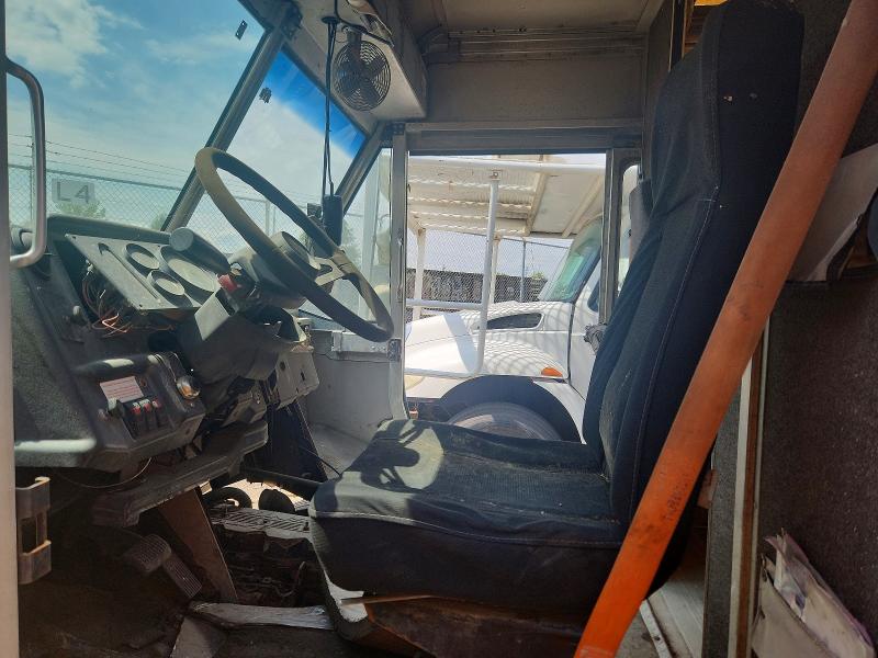 Aukcja sprzedaży 2000 Frht - Freightliner Chassis, vin: 4UZA4FA44YCG41934, numer aukcji: 62141256