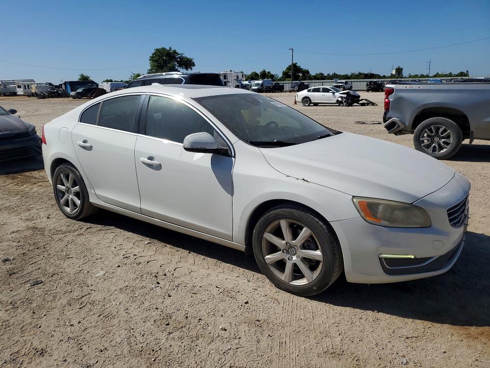 2016 Volvo S60 მანქანა იყიდება აუქციონზე, vin: YV126MFK9G2392265, აუქციონის ნომერი: 60156106