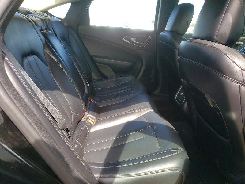 Auction sale of the 2015 Chrysler 200, vin: 1C3CCCCB8FN665540, lot number: 61973256