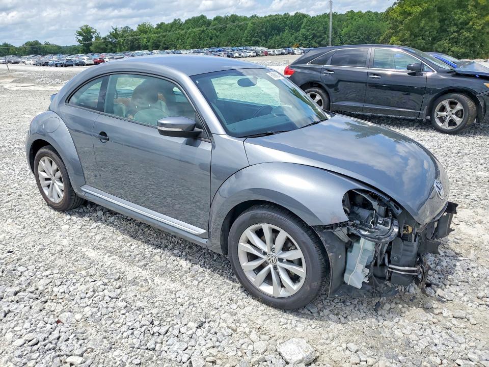 Продаж на аукціоні авто 2017 Volkswagen Beetle, vin: 3VWF17ATXHM619462, номер лоту: 61668276