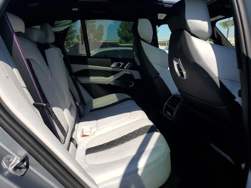 62691276 :رقم المزاد ، 5YM13ET00T9051896 vin ، 2026 Bmw X5 مزاد بيع