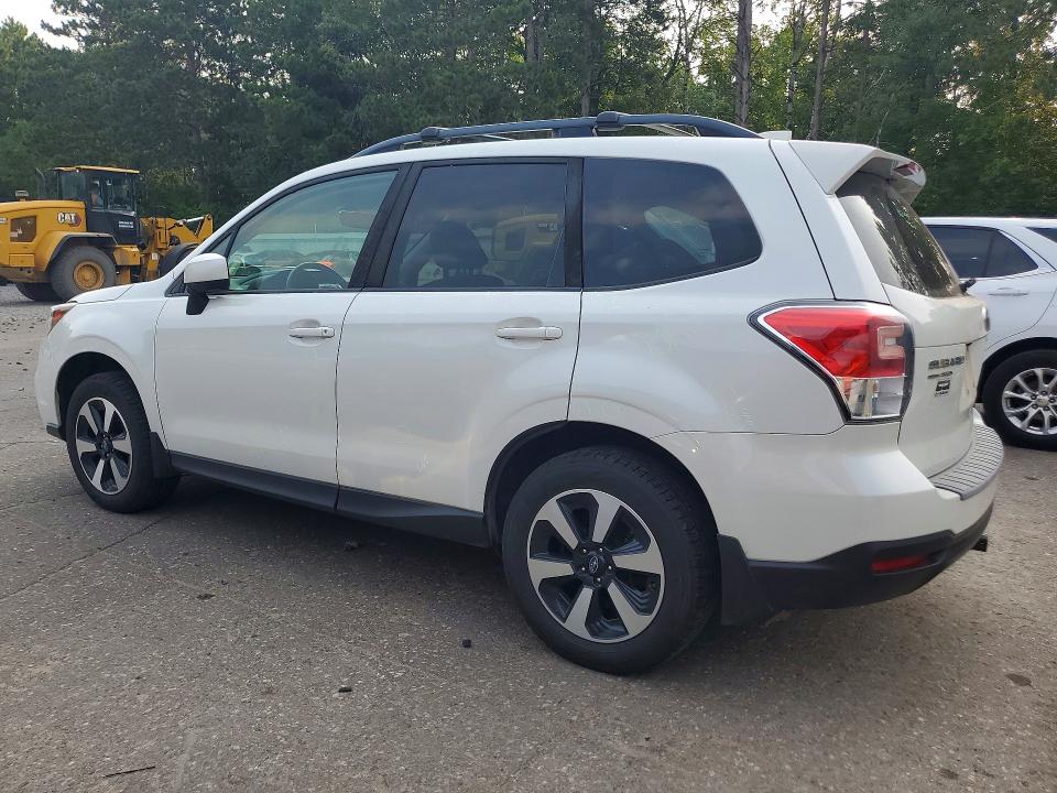 Продаж на аукціоні авто 2017 Subaru Forester, vin: JF2SJAGCXHH560747, номер лоту: 62579896
