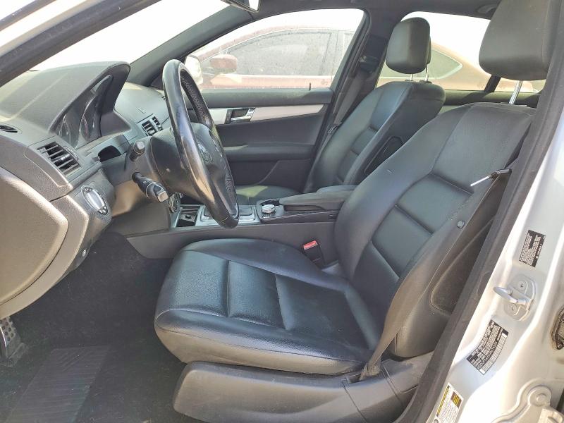 60460406 :رقم المزاد ، WDDGF54XX9R074526 vin ، 2009 Mercedes-benz C مزاد بيع