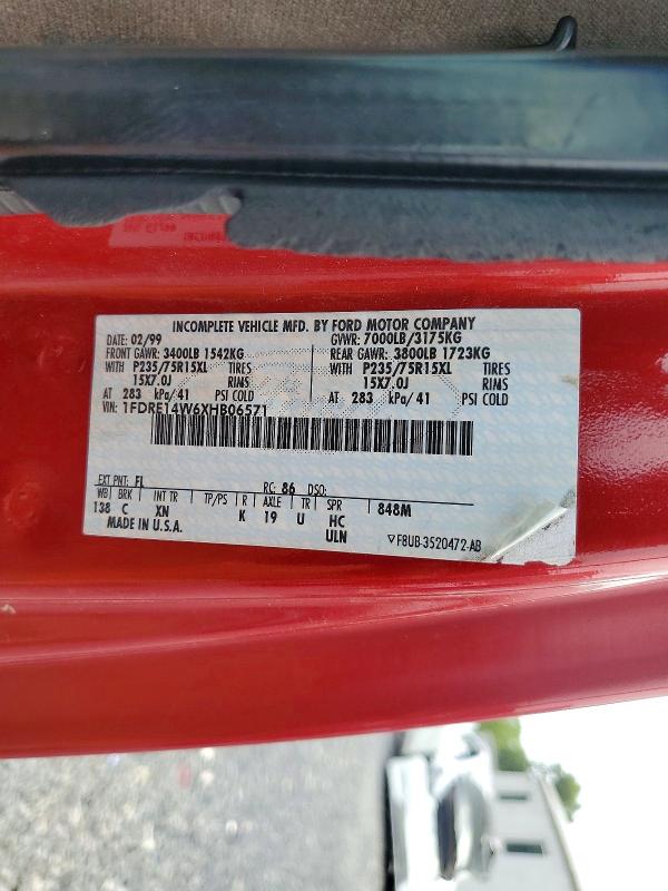 57272766 :رقم المزاد ، 1FDRE14W6XHB06571 vin ، 1999 Ford Econoline مزاد بيع