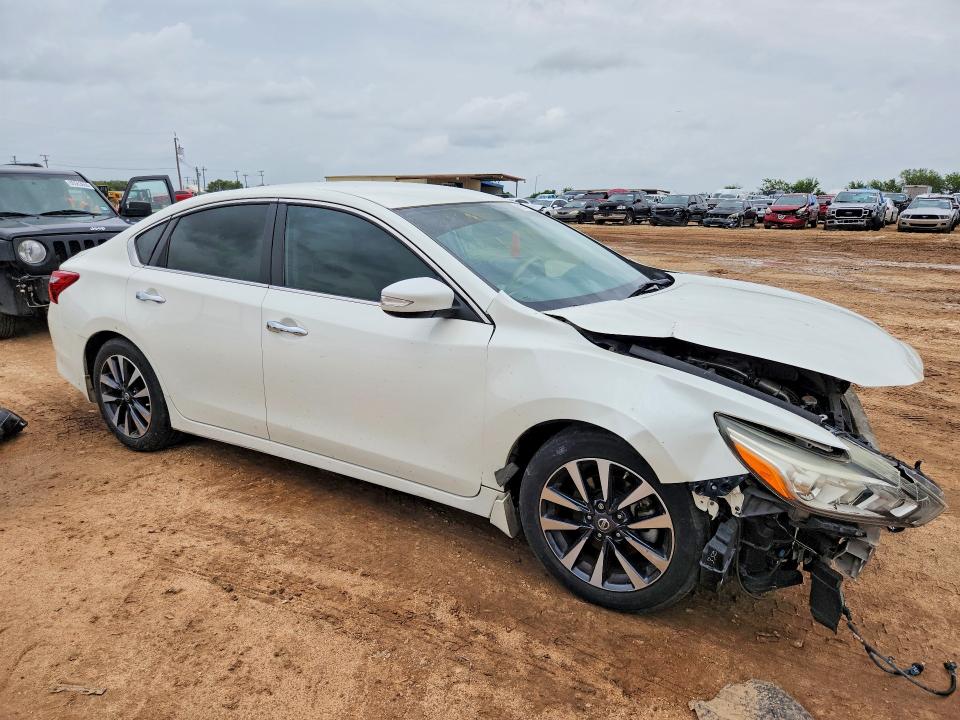 Aukcja sprzedaży 2017 Nissan Altima, vin: 1N4AL3AP0HC144110, numer aukcji: 61611806