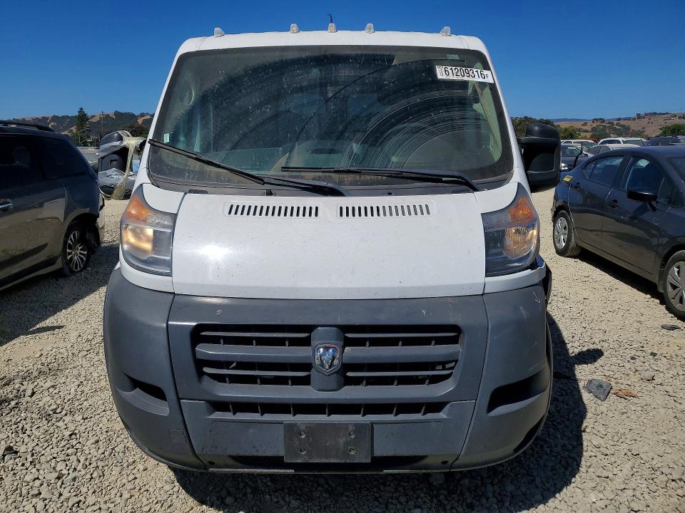 61209316 :رقم المزاد ، 3C6TRVAGXHE541045 vin ، 2017 Ram Promaster 1500 مزاد بيع