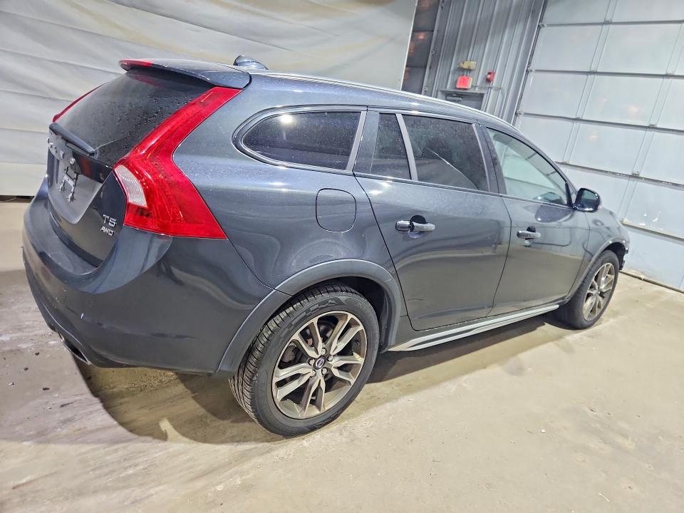 Aukcja sprzedaży 2015 Volvo V60 Cross Country, vin: YV4612HK4F1001516, numer aukcji: 60617486