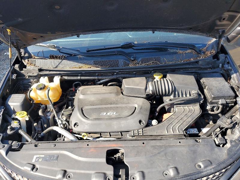 60950326 :رقم المزاد ، 2C4RC1AG1JR258020 vin ، 2018 Chrysler Pacifica مزاد بيع