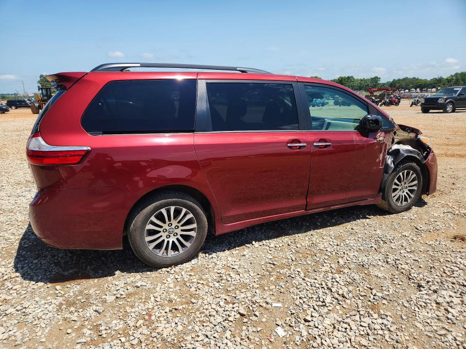 62683376 :رقم المزاد ، 5TDYZ3DC8KS989602 vin ، 2019 Toyota Sienna مزاد بيع