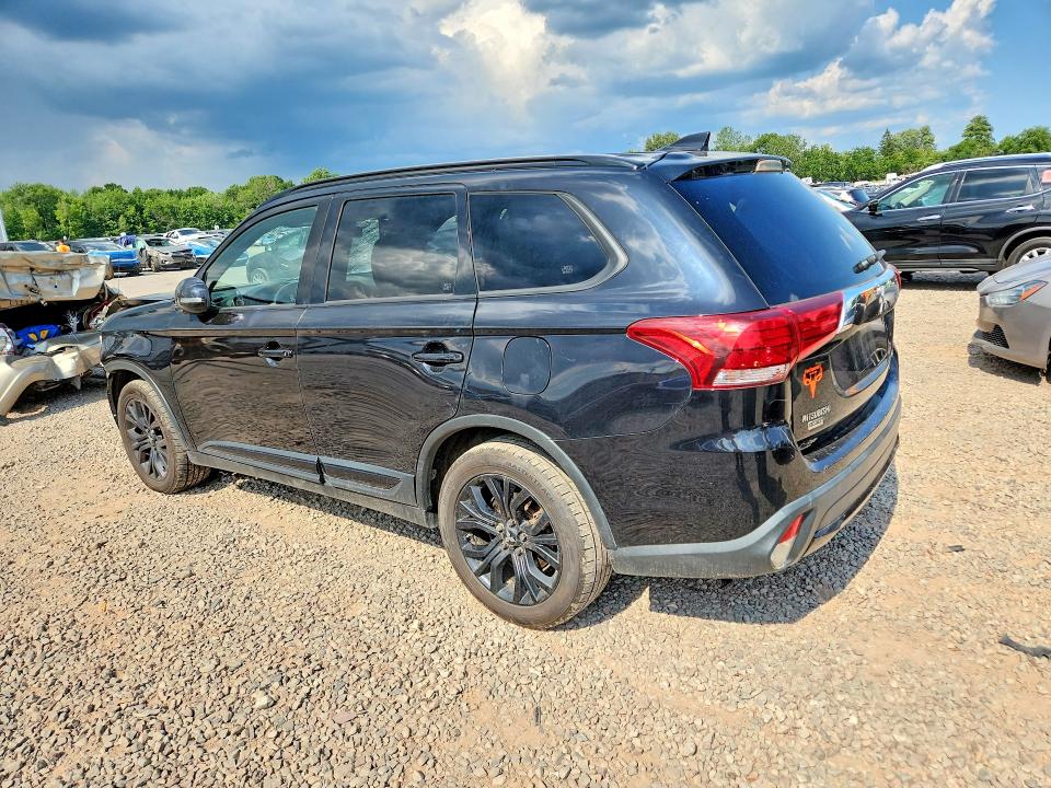 Продажа на аукционе авто 2018 Mitsubishi Outlander, vin: JA4AZ3A31JZ025906, номер лота: 59871226