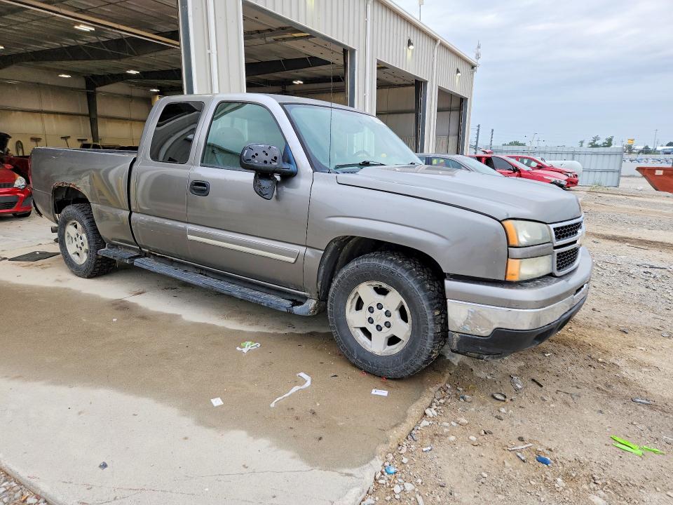 Продажа на аукционе авто 2006 Chevrolet Silverado, vin: 1GCEC19ZX6Z264903, номер лота: 62249556