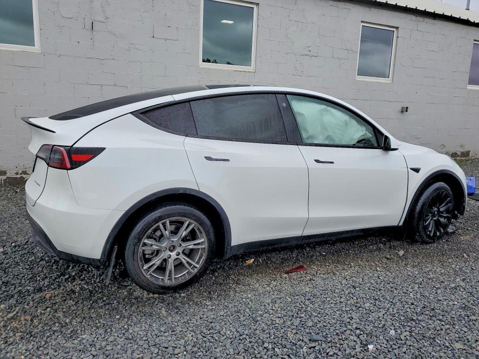Продажа на аукционе авто 2023 Tesla Model Y, vin: 7SAYGDEE5PF687789, номер лота: 60175326