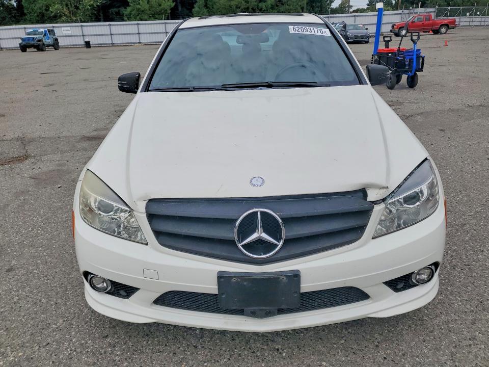 2010 Mercedes-benz C მანქანა იყიდება აუქციონზე, vin: WDDGF8BB8AF420491, აუქციონის ნომერი: 62093176