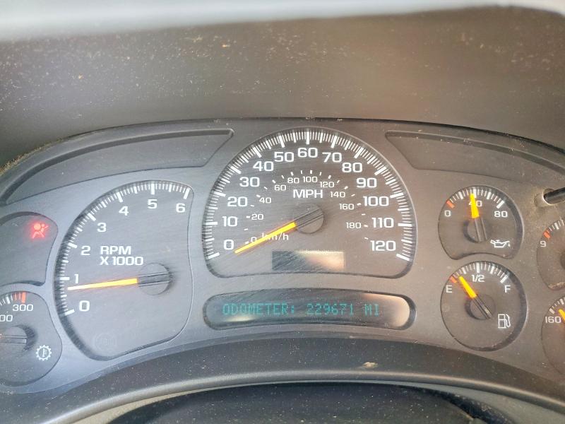 2005 Chevrolet Silverado მანქანა იყიდება აუქციონზე, vin: 1GCHK29U35E149866, აუქციონის ნომერი: 59993046