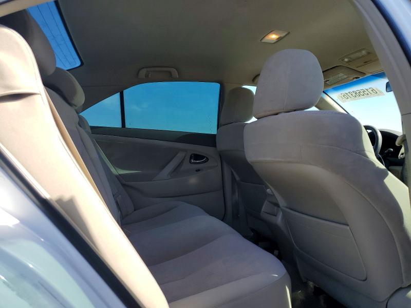 61558316 :رقم المزاد ، 4T1BF3EK1AU525044 vin ، 2010 Toyota Camry مزاد بيع
