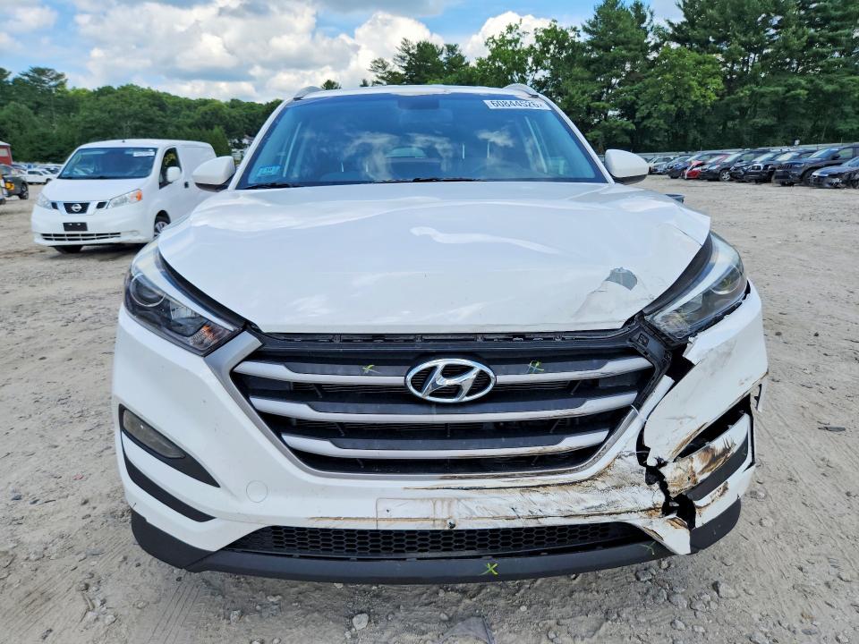 60844526 :رقم المزاد ، KM8J3CA4XHU371441 vin ، 2017 Hyundai Tucson مزاد بيع