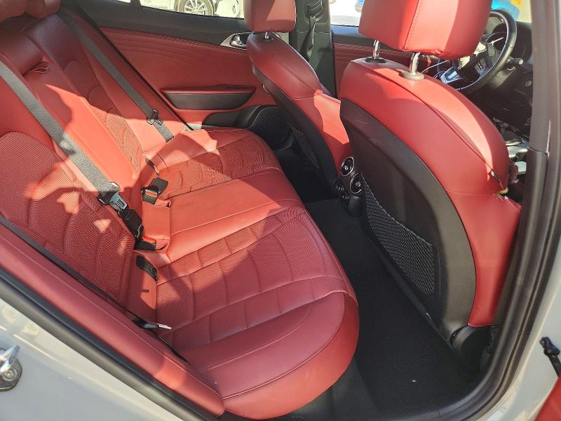 61176356 :رقم المزاد ، KNAE55LC3P6128571 vin ، 2023 Kia Stinger مزاد بيع
