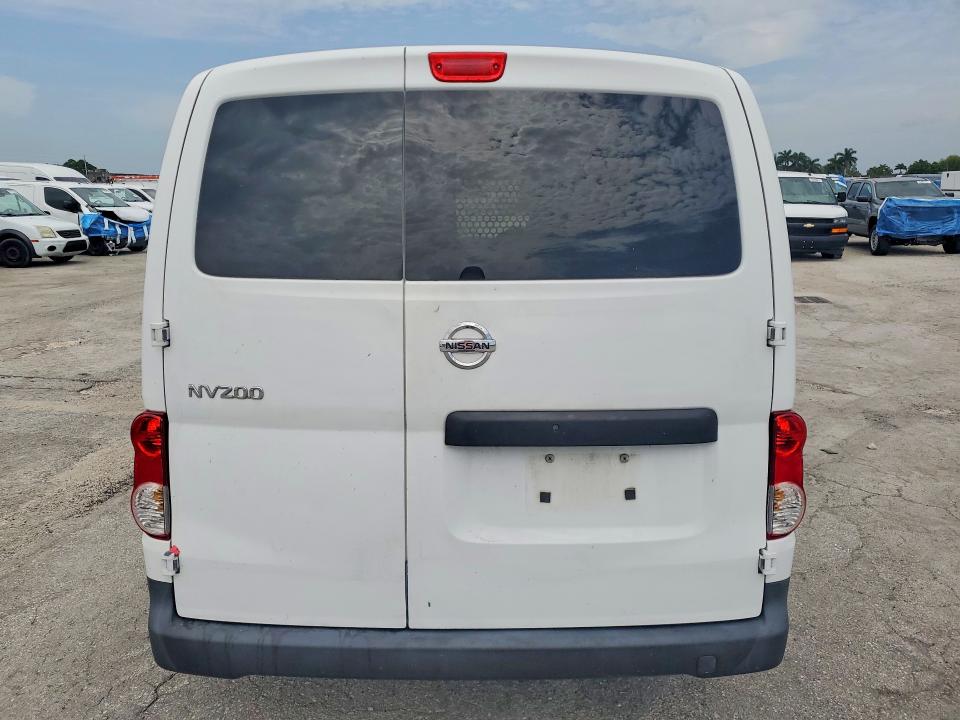 58302286 :رقم المزاد ، 3N6CM0KN9FK727968 vin ، 2015 Nissan Nv200 مزاد بيع