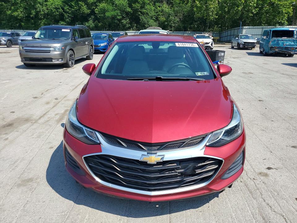 61841736 :رقم المزاد ، 1G1BE5SM2K7141839 vin ، 2019 Chevrolet Cruze مزاد بيع