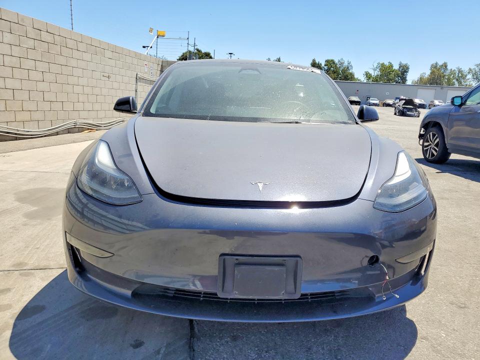 59195646 :رقم المزاد ، 5YJ3E1EB1PF713192 vin ، 2023 Tesla Model 3 مزاد بيع