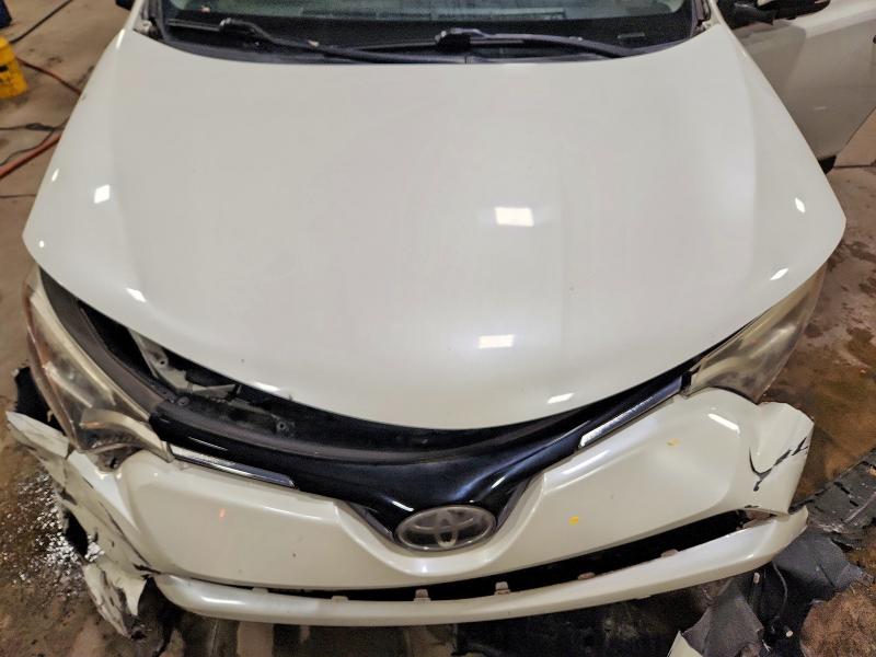 2018 Toyota Rav4 მანქანა იყიდება აუქციონზე, vin: 2T3DFREV3JW837282, აუქციონის ნომერი: 63050006