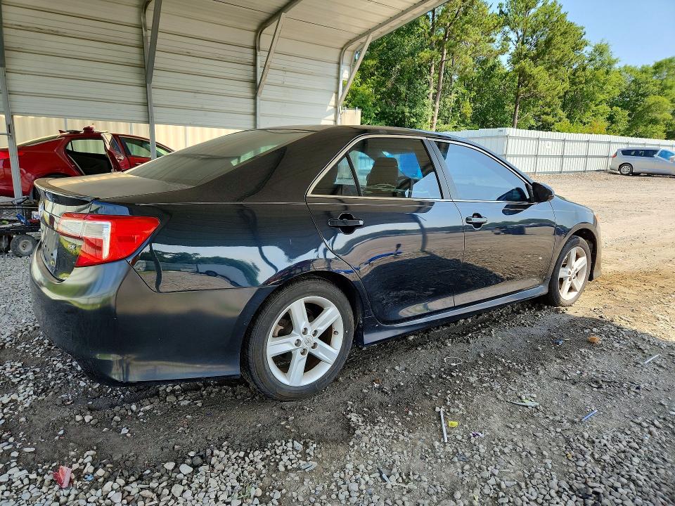 59175716 :رقم المزاد ، 4T1BF1FK9CU095334 vin ، 2012 Toyota Camry مزاد بيع