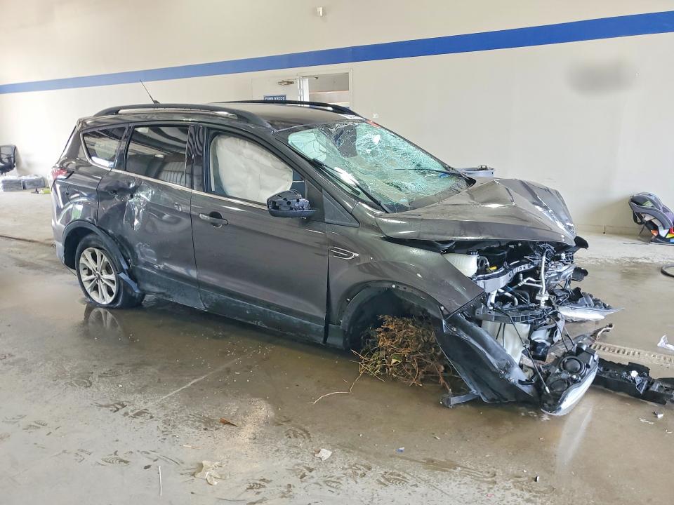 Продаж на аукціоні авто 2018 Ford Escape, vin: 1FMCU9GD9JUC72664, номер лоту: 61598336