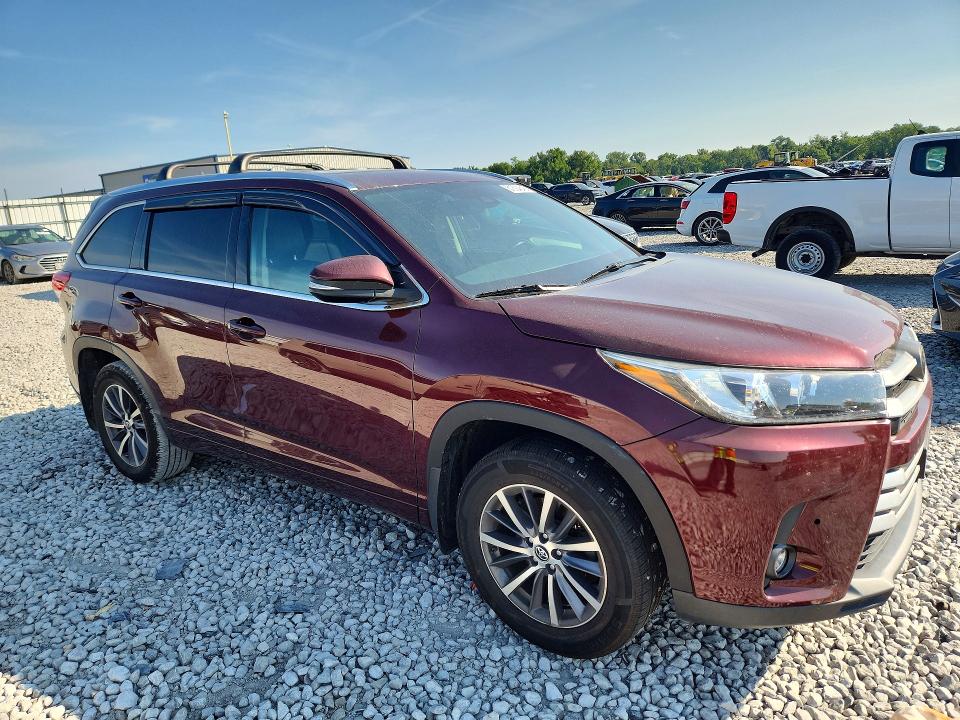 Aukcja sprzedaży 2017 Toyota Highlander, vin: 5TDJZRFH4HS450979, numer aukcji: 61894846