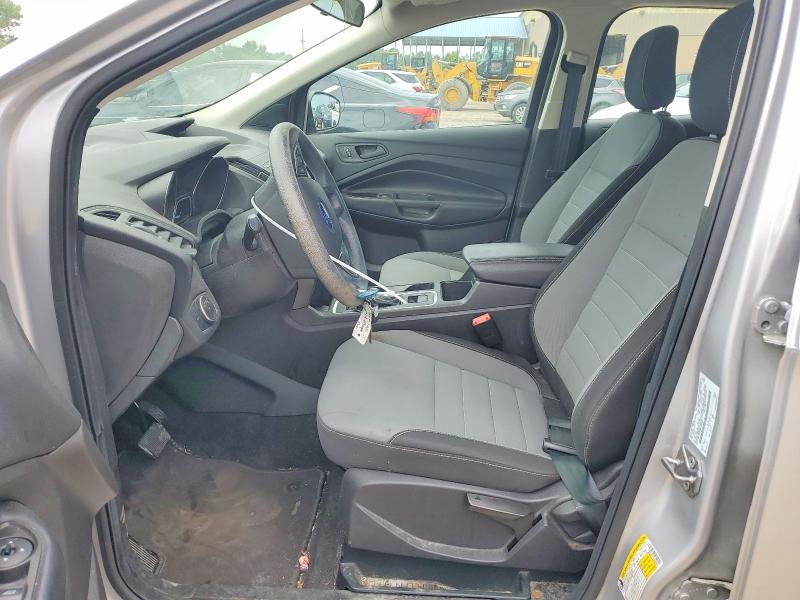 62563706 :رقم المزاد ، 1FMCU0F73KUA62943 vin ، 2019 Ford Escape مزاد بيع