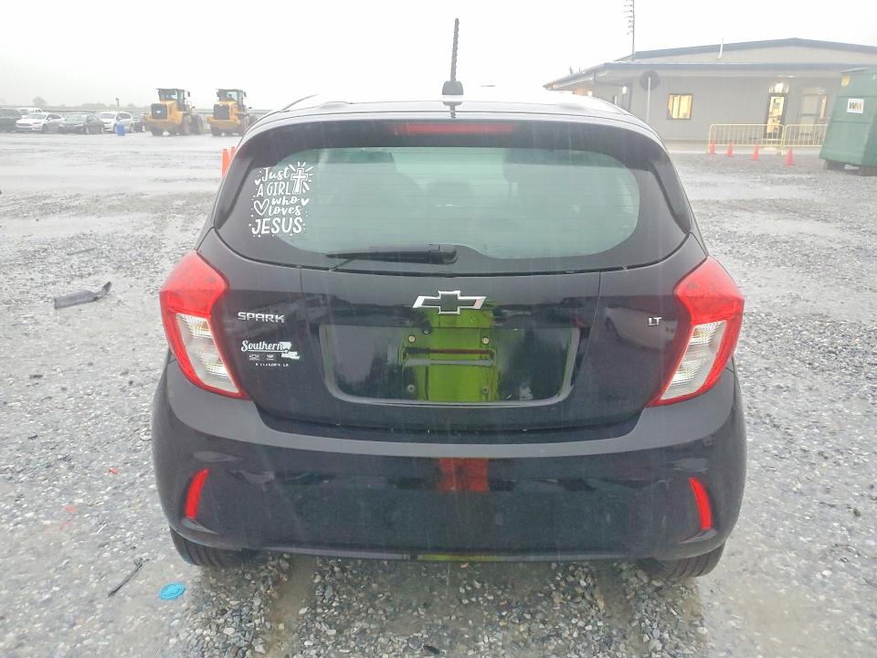 60944866 :رقم المزاد ، KL8CD6SA0MC221587 vin ، 2021 Chevrolet Spark مزاد بيع