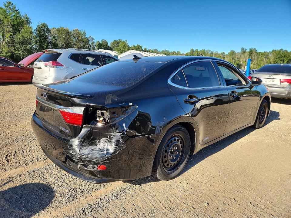 2013 Lexus Es მანქანა იყიდება აუქციონზე, vin: JTHBW1GG8D2017590, აუქციონის ნომერი: 62953346