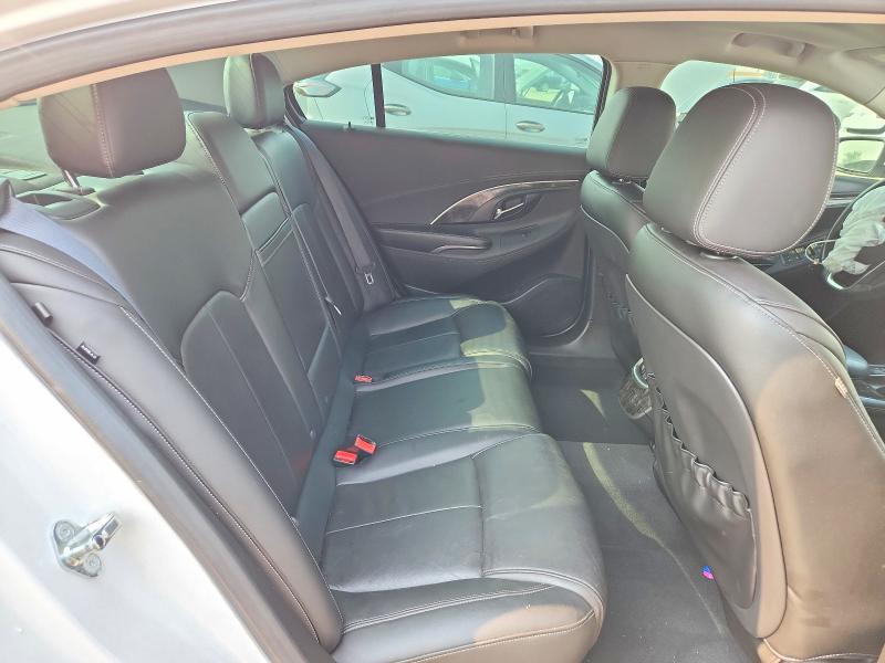 61304836 :رقم المزاد ، 1G4GB5G31FF294676 vin ، 2015 Buick Lacrosse مزاد بيع
