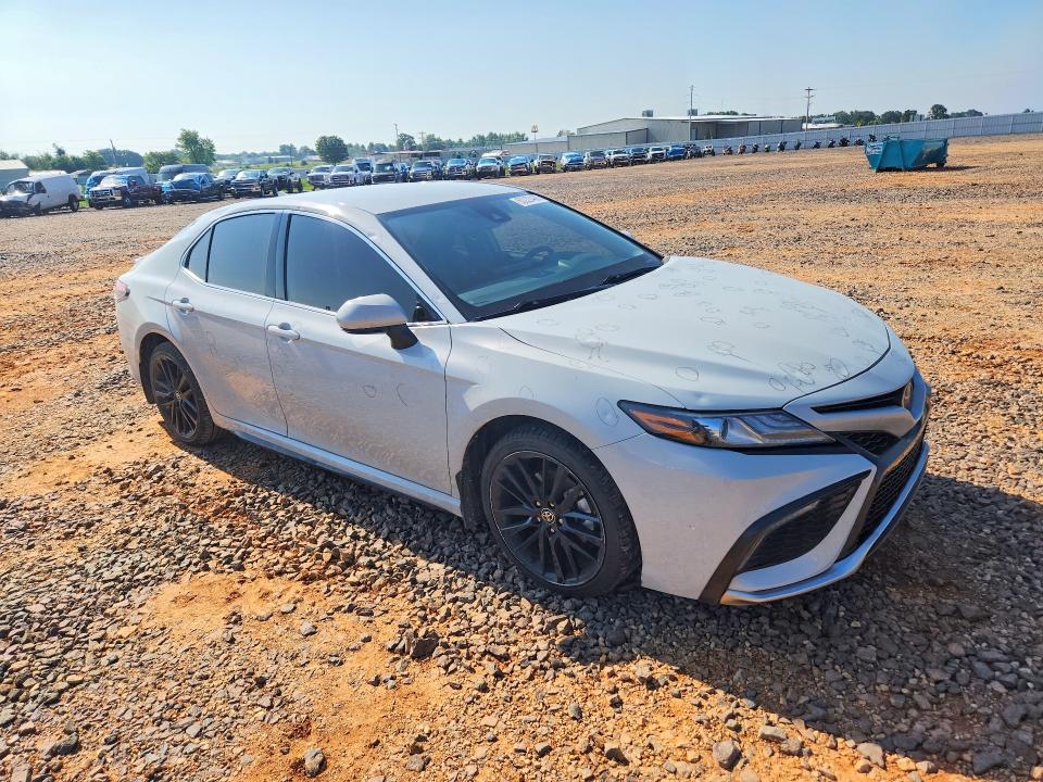 2024 Toyota Camry მანქანა იყიდება აუქციონზე, vin: 4T1K61AK5RU209166, აუქციონის ნომერი: 60220466