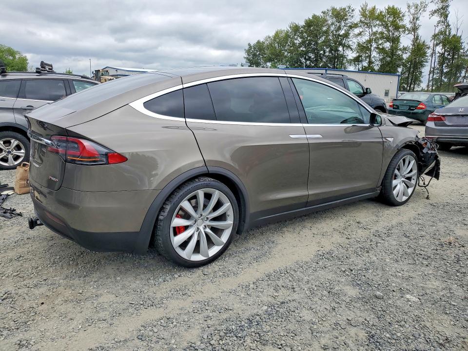 2016 Tesla Model X მანქანა იყიდება აუქციონზე, vin: 5YJXCBE45GF005753, აუქციონის ნომერი: 59631796