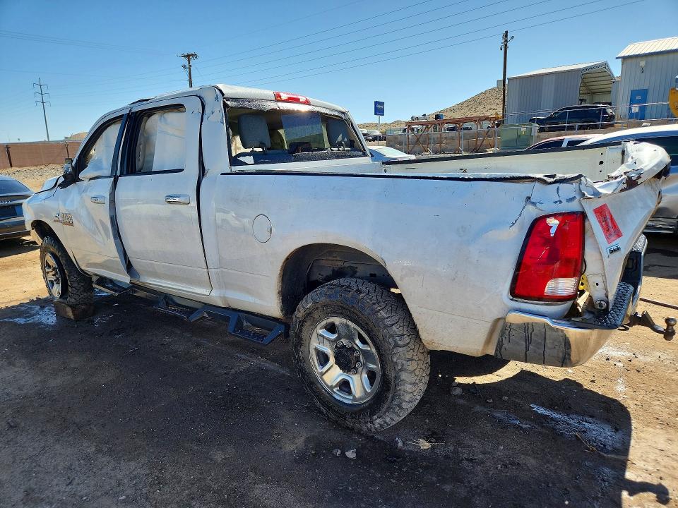 60449416 :رقم المزاد ، 3C6UR5DL2JG166033 vin ، 2018 Ram 2500 مزاد بيع