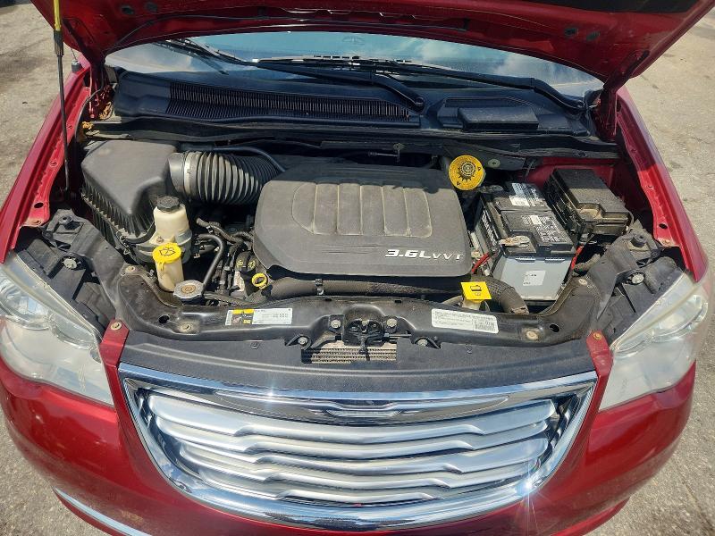 2015 Chrysler Town & Country მანქანა იყიდება აუქციონზე, vin: 2C4RC1BG3FR537653, აუქციონის ნომერი: 61203466