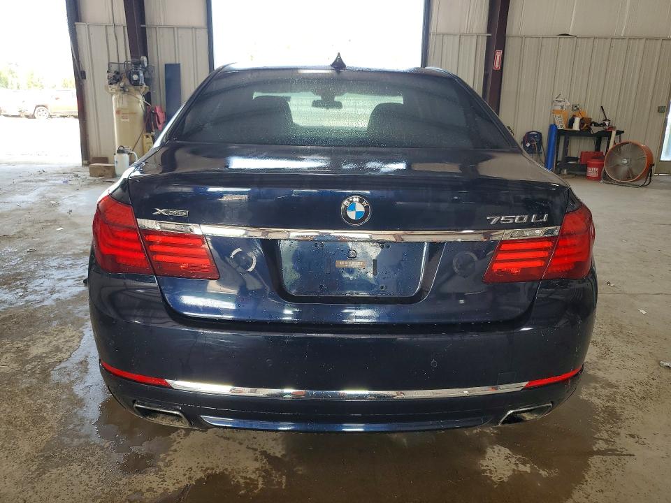 60502746 :رقم المزاد ، WBAYF8C56DDE59328 vin ، 2013 Bmw 750 مزاد بيع