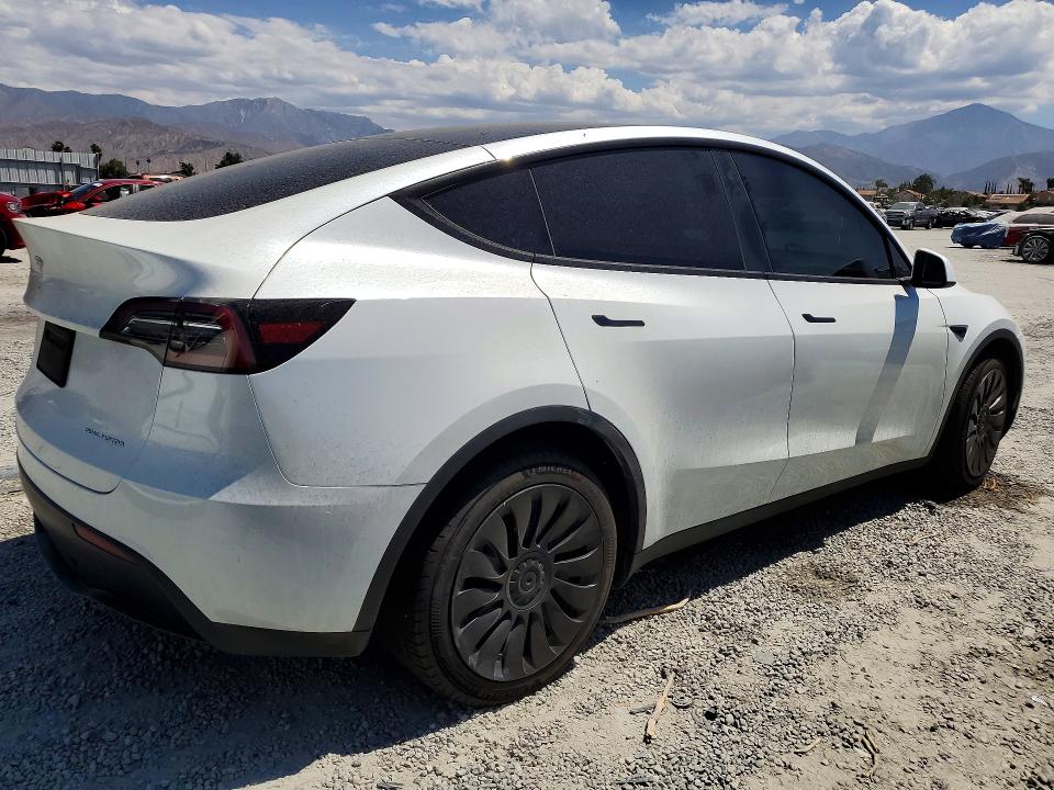2023 Tesla Model Y მანქანა იყიდება აუქციონზე, vin: 7SAYGDEE4PA080151, აუქციონის ნომერი: 61387926