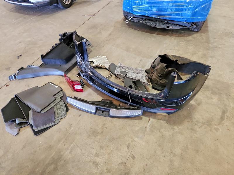 60471056 :رقم المزاد ، 5J8TC1H71LL013632 vin ، 2020 Acura Rdx مزاد بيع