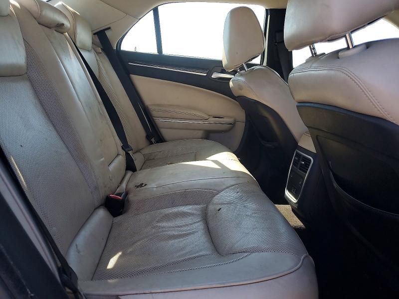 60029456 :رقم المزاد ، 2C3CCAEG1JH159725 vin ، 2018 Chrysler 300 مزاد بيع
