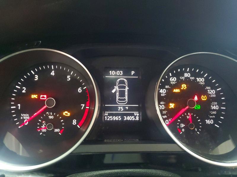 59808006 :رقم المزاد ، 3VWL17AJ2HM392642 vin ، 2017 Volkswagen Jetta مزاد بيع