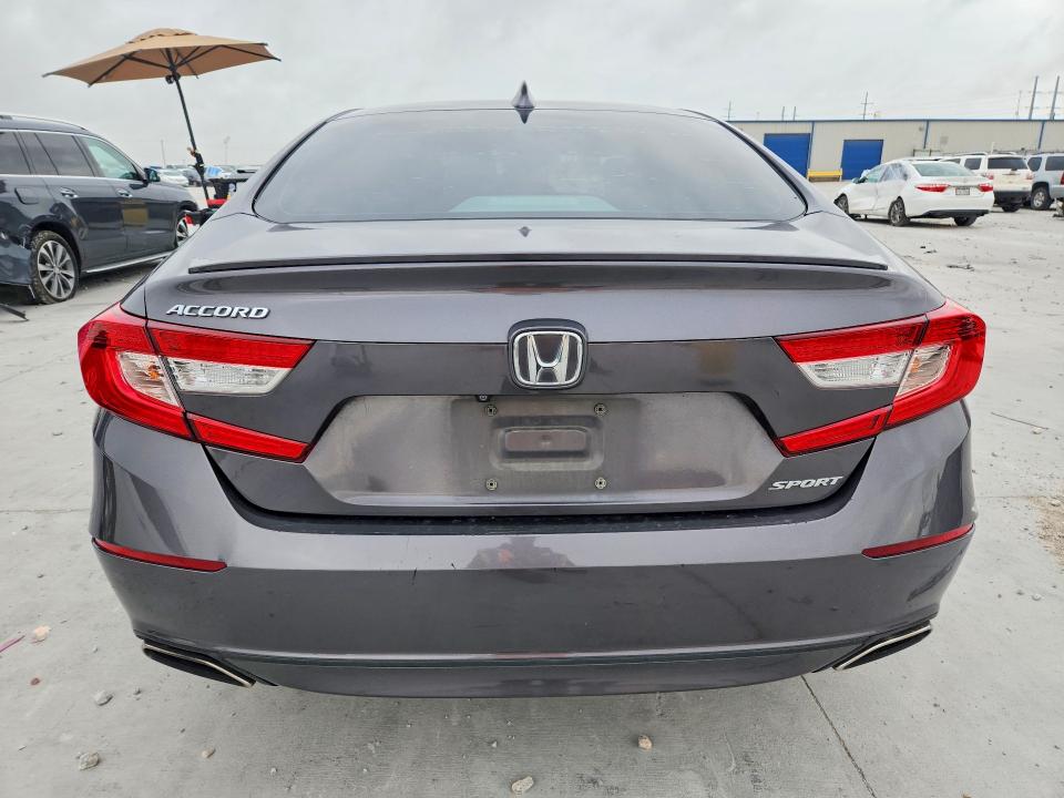 Продажа на аукционе авто 2018 Honda Accord, vin: 1HGCV1F35JA028668, номер лота: 61419246