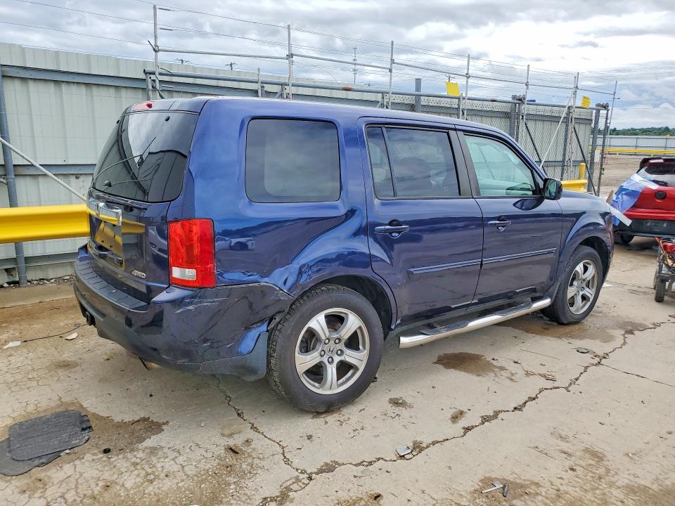 59743206 :رقم المزاد ، 5FNYF4H50EB036353 vin ، 2014 Honda Pilot مزاد بيع