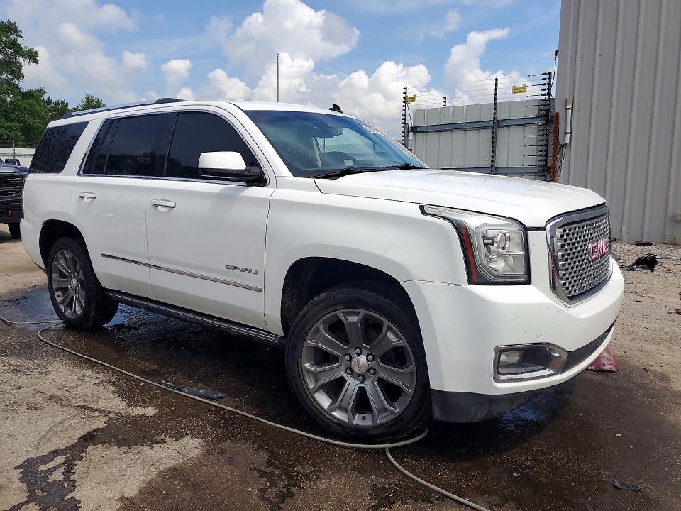 60772896 :رقم المزاد ، 1GKS1CKJ4FR229769 vin ، 2015 Gmc Yukon مزاد بيع