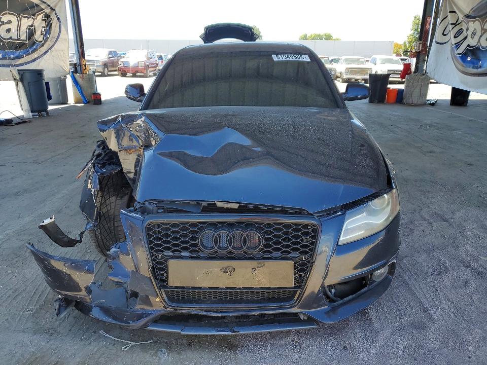 Продаж на аукціоні авто 2012 Audi A4, vin: WAUKFAFLXCA118213, номер лоту: 61940506
