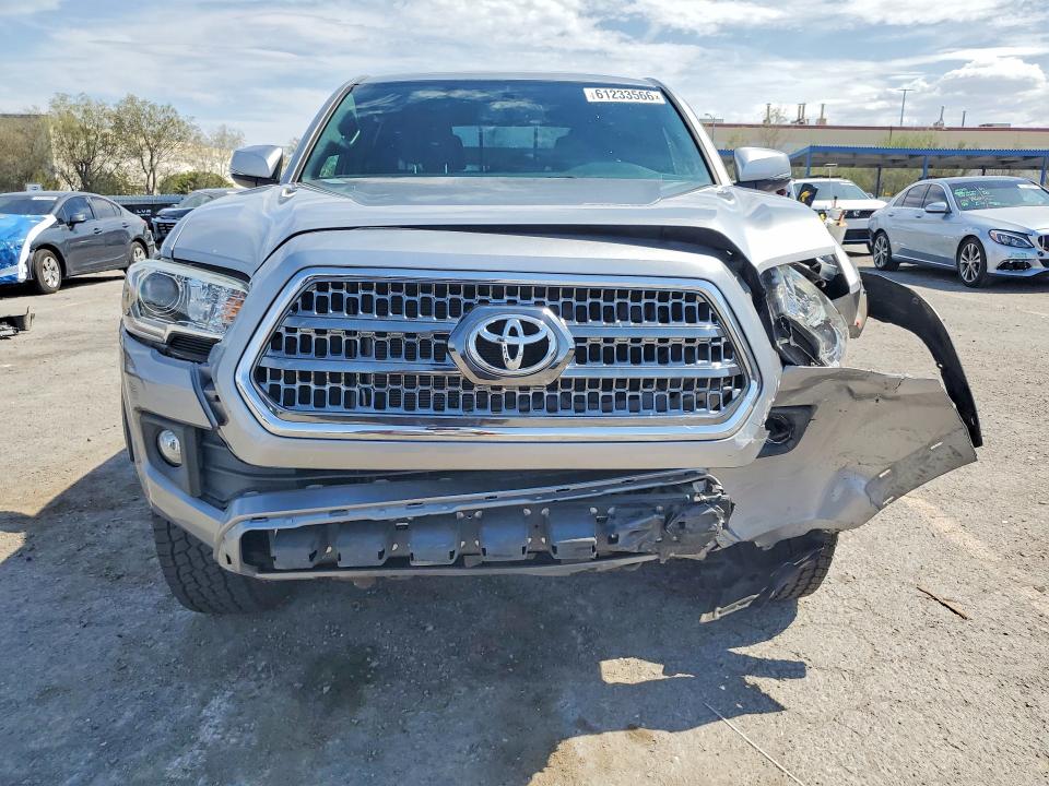 Продажа на аукционе авто 2017 Toyota Tacoma, vin: 3TMCZ5AN1HM110008, номер лота: 61233566