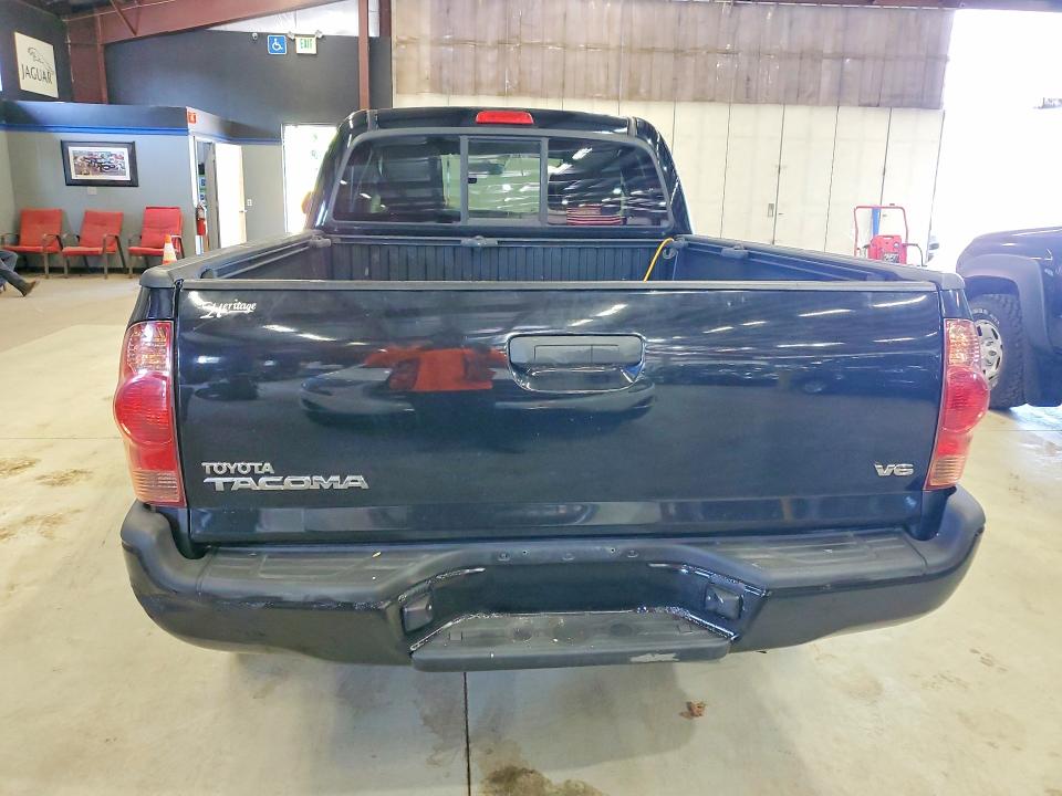 Auction sale of the 2015 Toyota Tacoma, vin: 5TFUU4EN2FX125065, lot number: 62753456