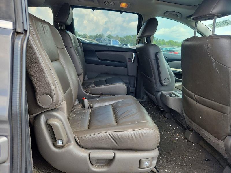 58176166 :رقم المزاد ، 5FNRL5H69FB041970 vin ، 2015 Honda Odyssey مزاد بيع